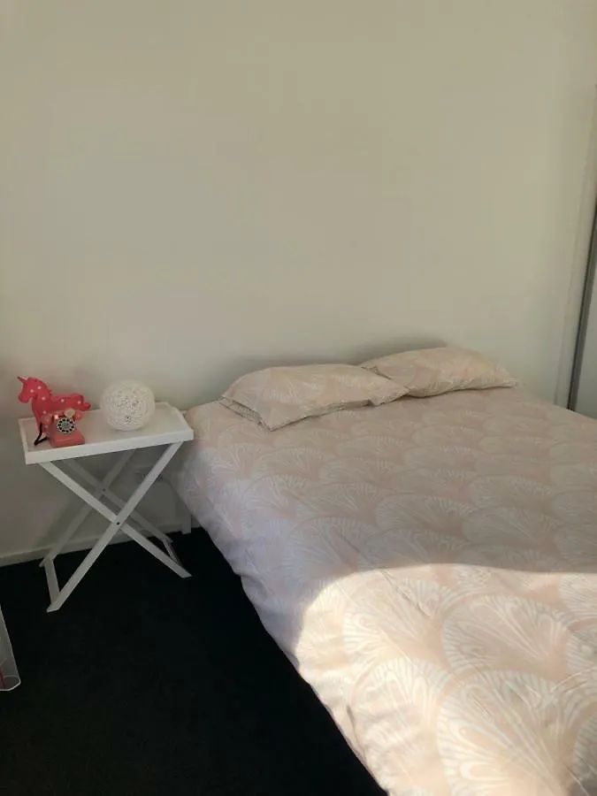 7*7 Holiday Home Крайстчёрч